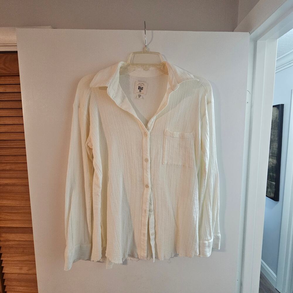 Women's Billabong Button Up Shirt Size Small